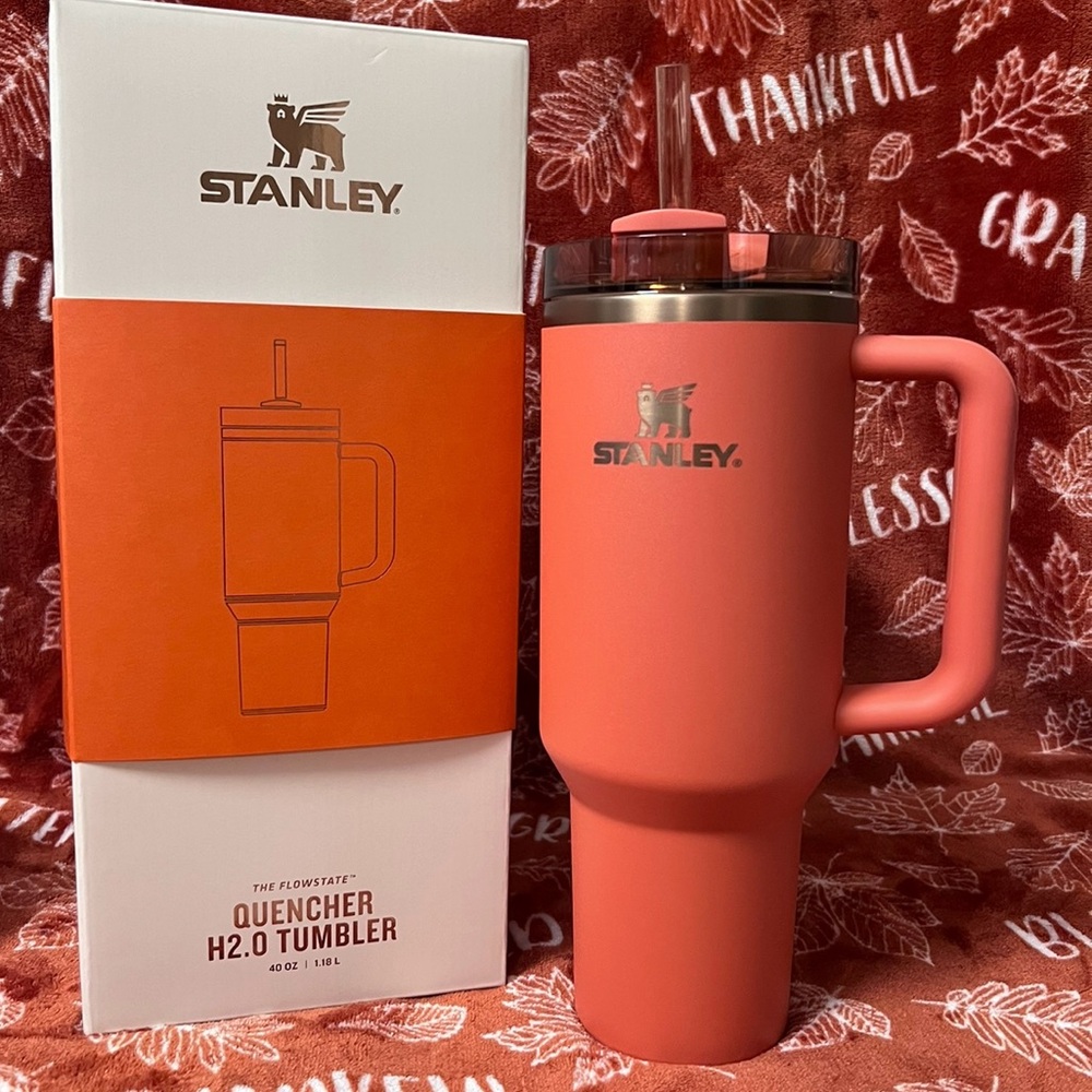Pumpkin Spice Stanley Quencher 40 oz. Perfect for fall!! 🎃 🎃